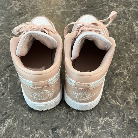 Womens Air Jordan 1 Low Sneakers - Picture 4 of 10